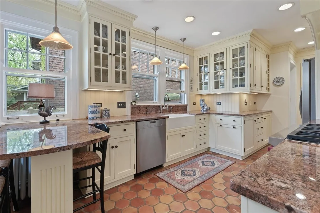 Photo of 2311 Park Place