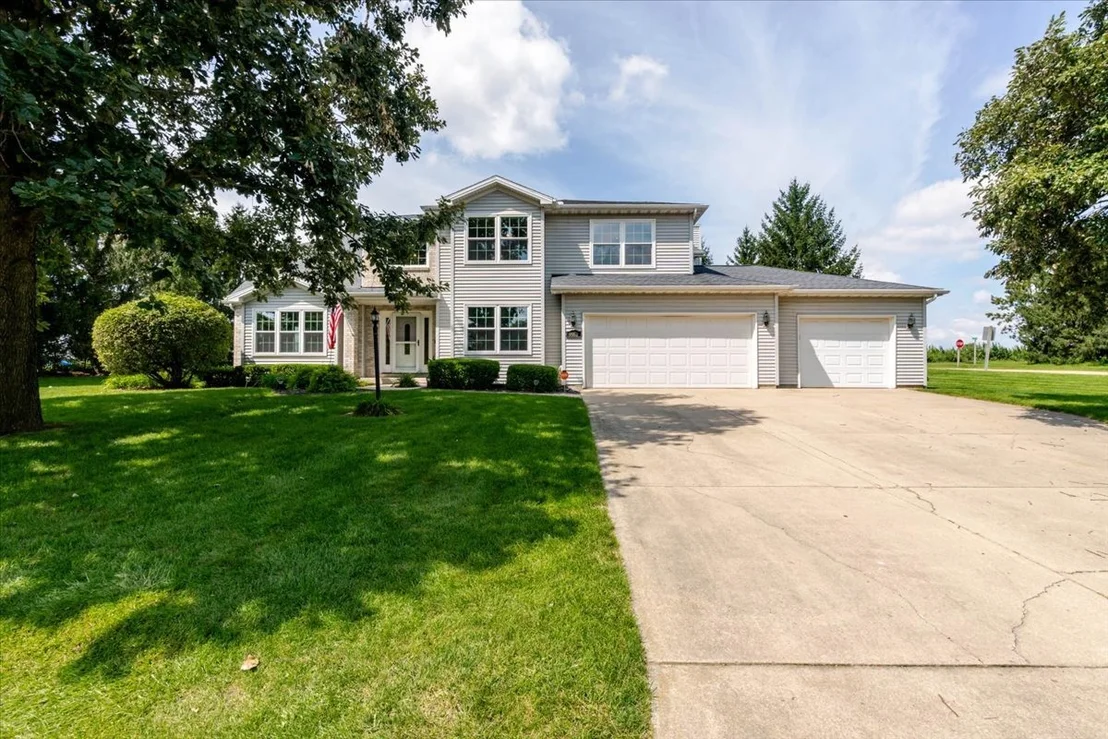 Photo of 9962 Wolf Hill Road