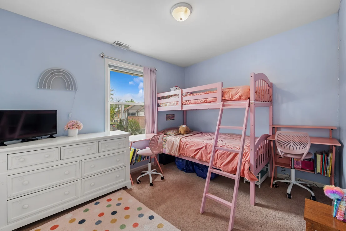 Photo of 402 Crescent Street