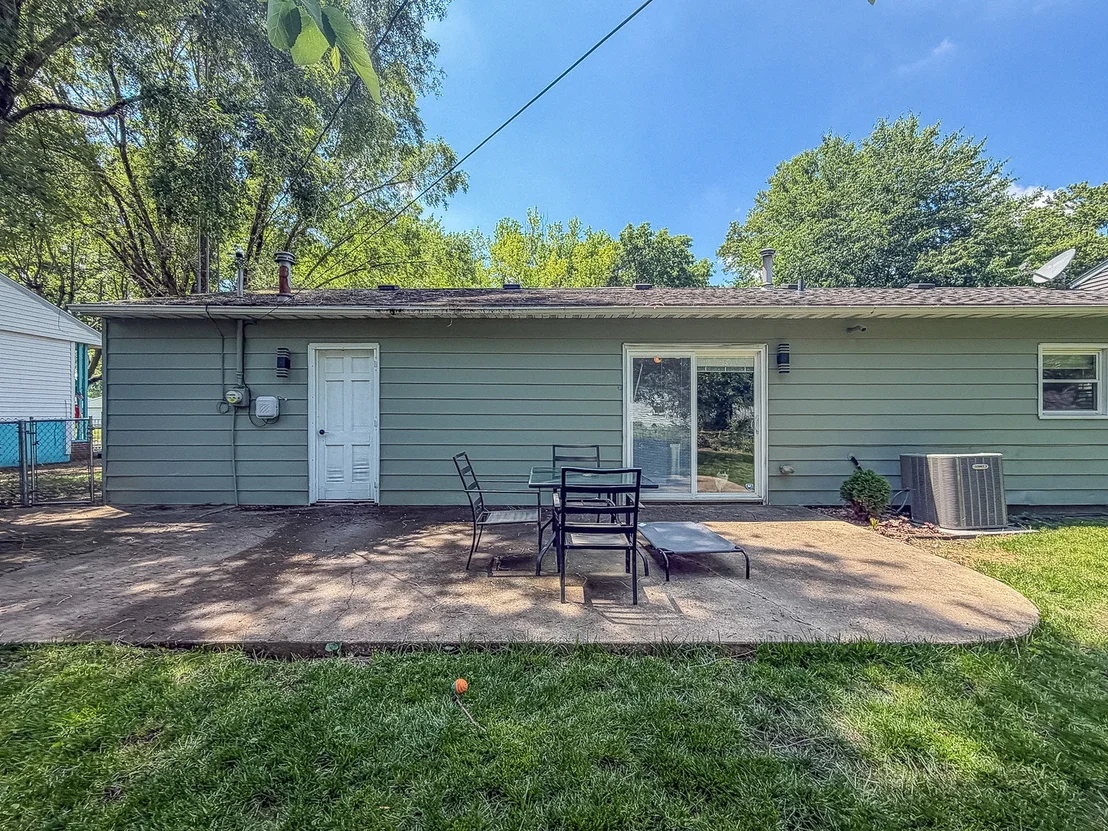 Photo of 1116 Centennial Drive