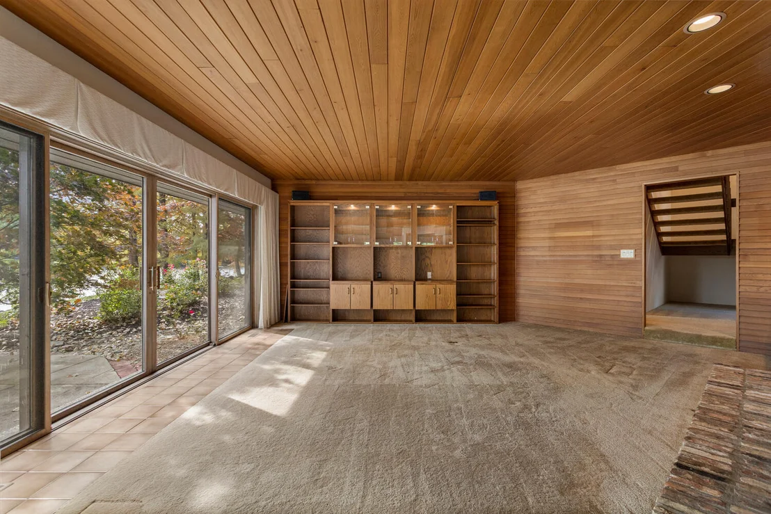 Photo of 4002 Lakepoint Road