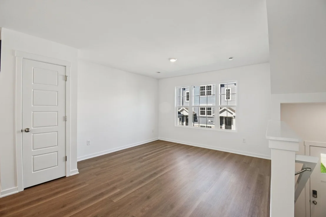 Photo of 1299 Foxglove Drive