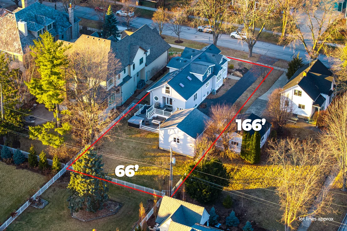 Photo of 312 Douglas Avenue