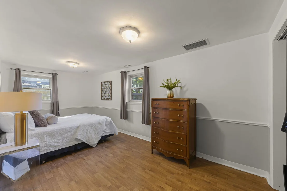 Photo of 409 Maple Lane
