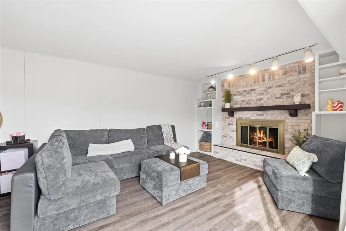 Photo of 805 Sutton Drive