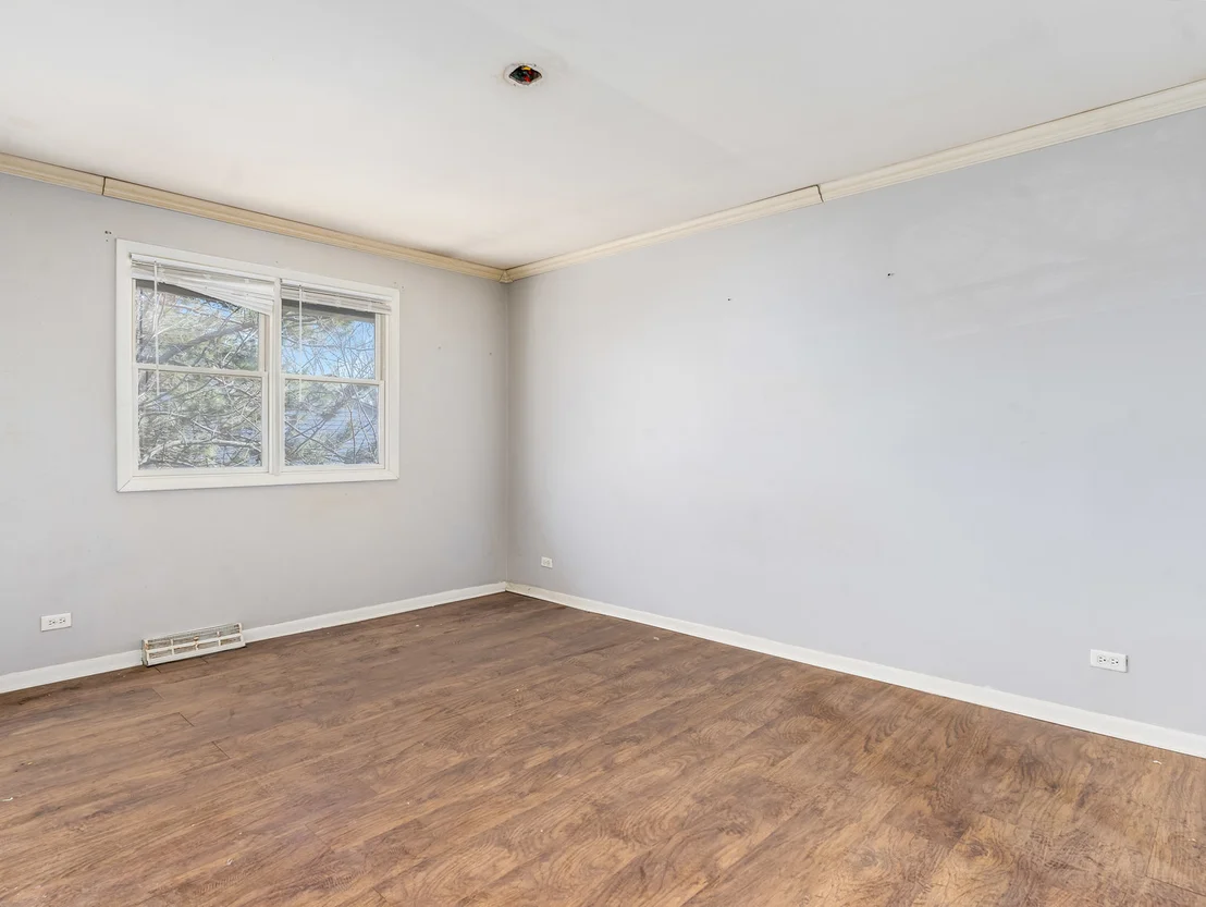 Photo of 555 Monroe Road