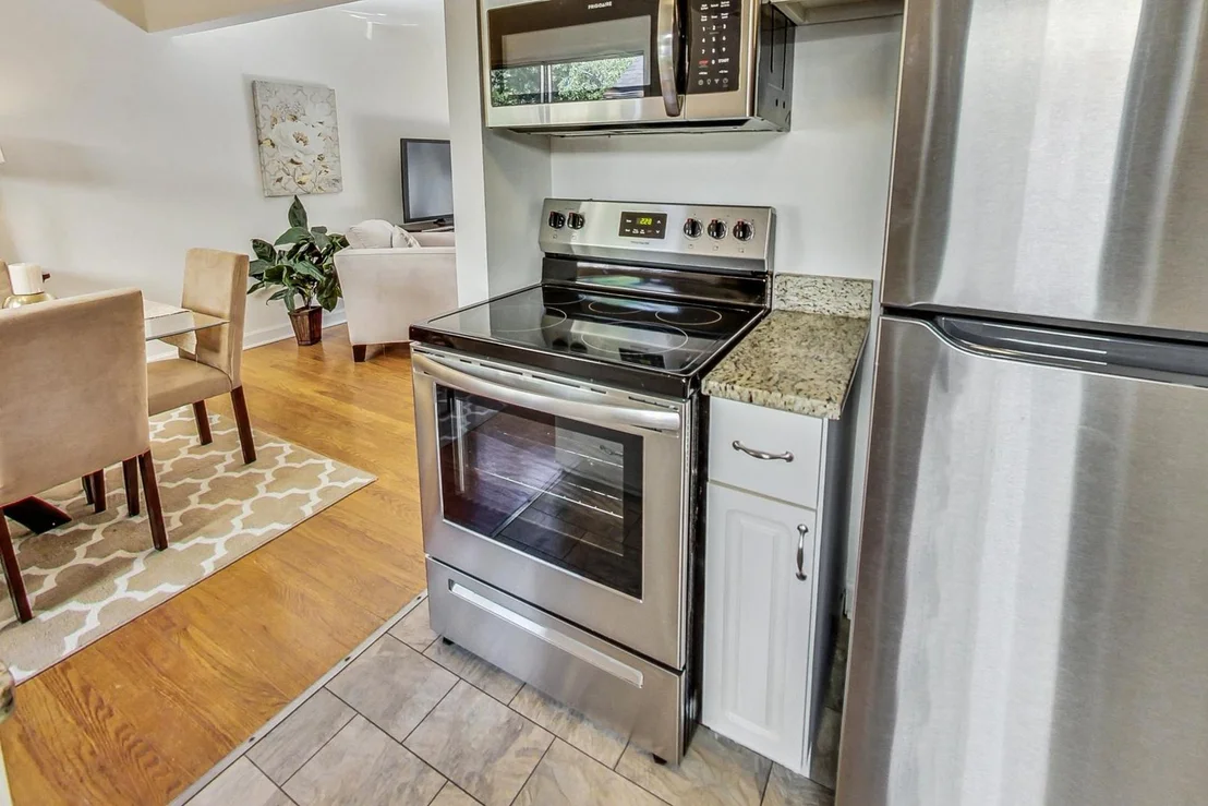 Photo of Unit A at 1216 Pine Street