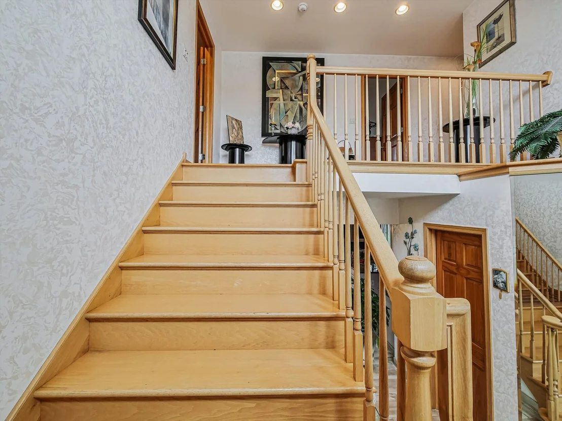 Photo of 1212 Grove Avenue