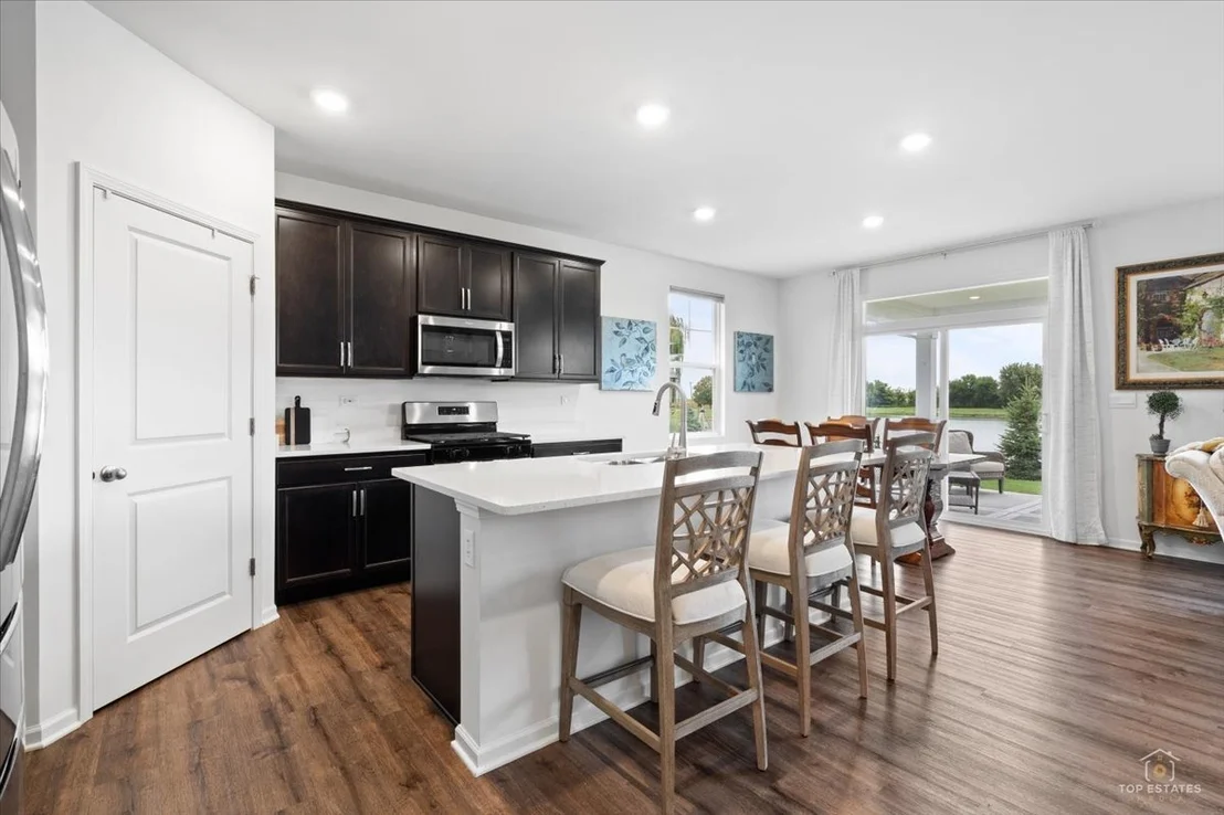 Photo of 695 Kentshire Circle