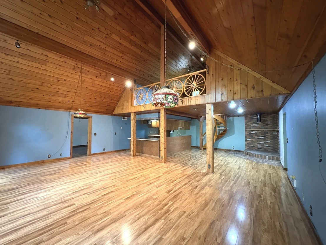 Photo of 779 N 2249th Road