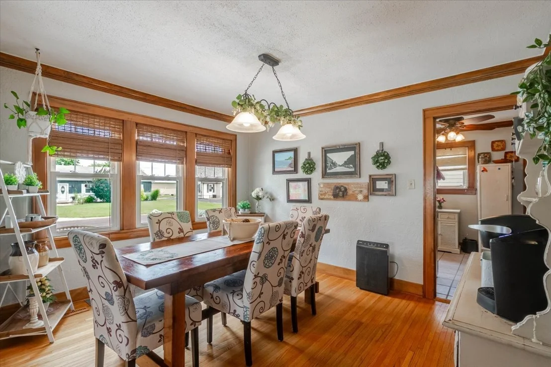 Photo of 111 LOREN Street