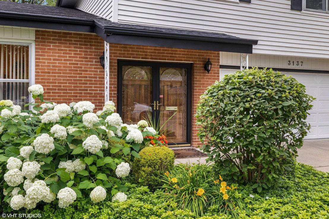 Photo of 3137 Greenleaf Avenue