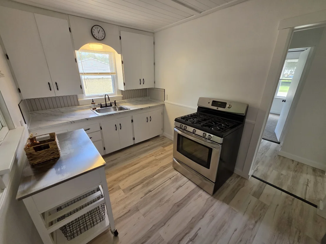 Photo of 907 Retz Drive