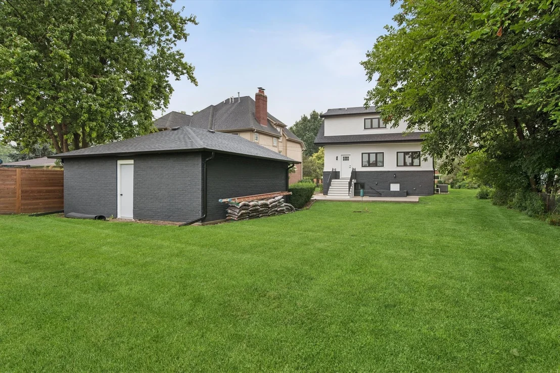 Photo of 354 Lionel Road