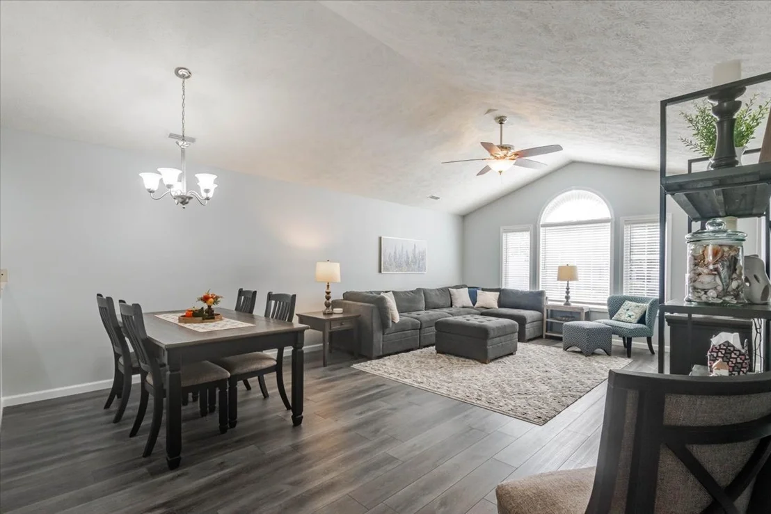 Photo of 3711 WINE Way