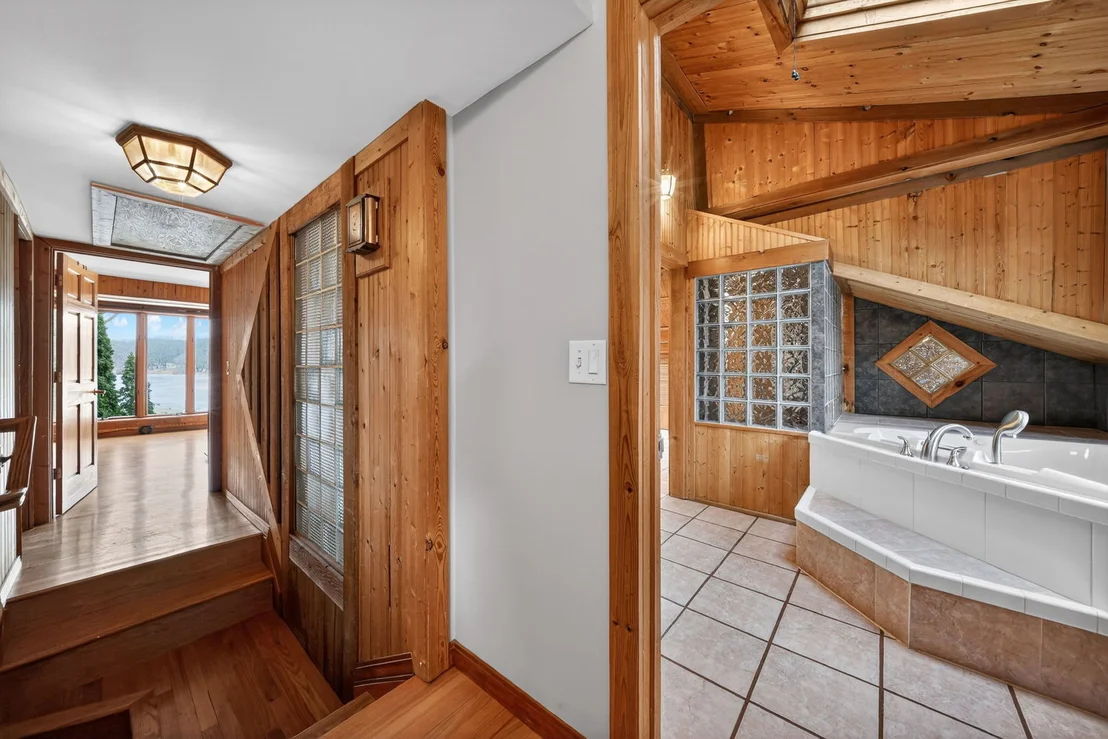 Photo of 6N263 River Drive