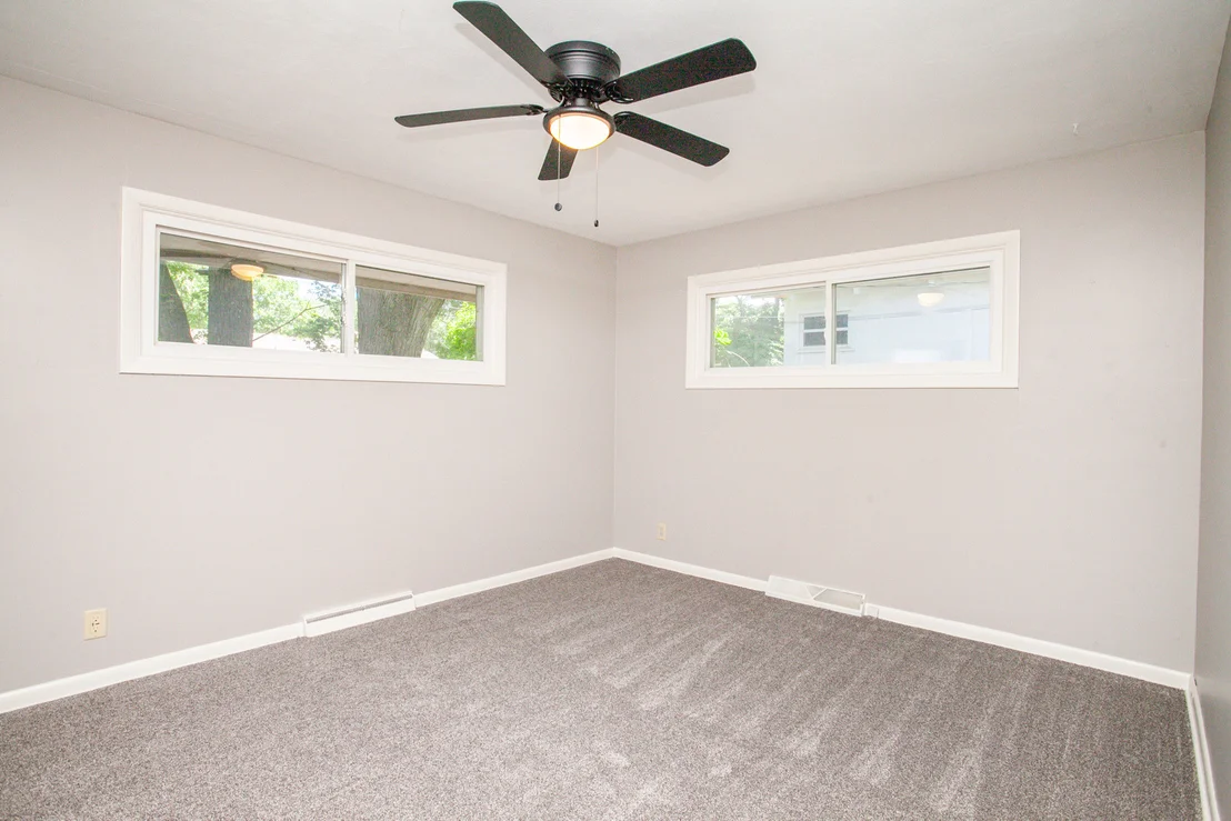 Photo of 9 Riser Avenue