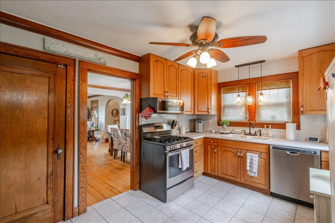 Photo of 111 LOREN Street