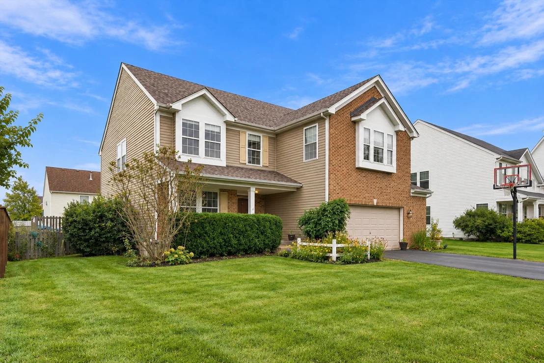 Photo of 1006 FOXVIEW Drive