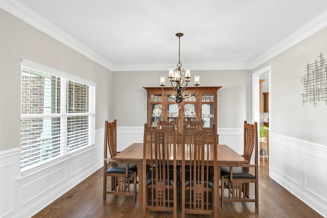 Photo of 3679 Broadleaf Avenue