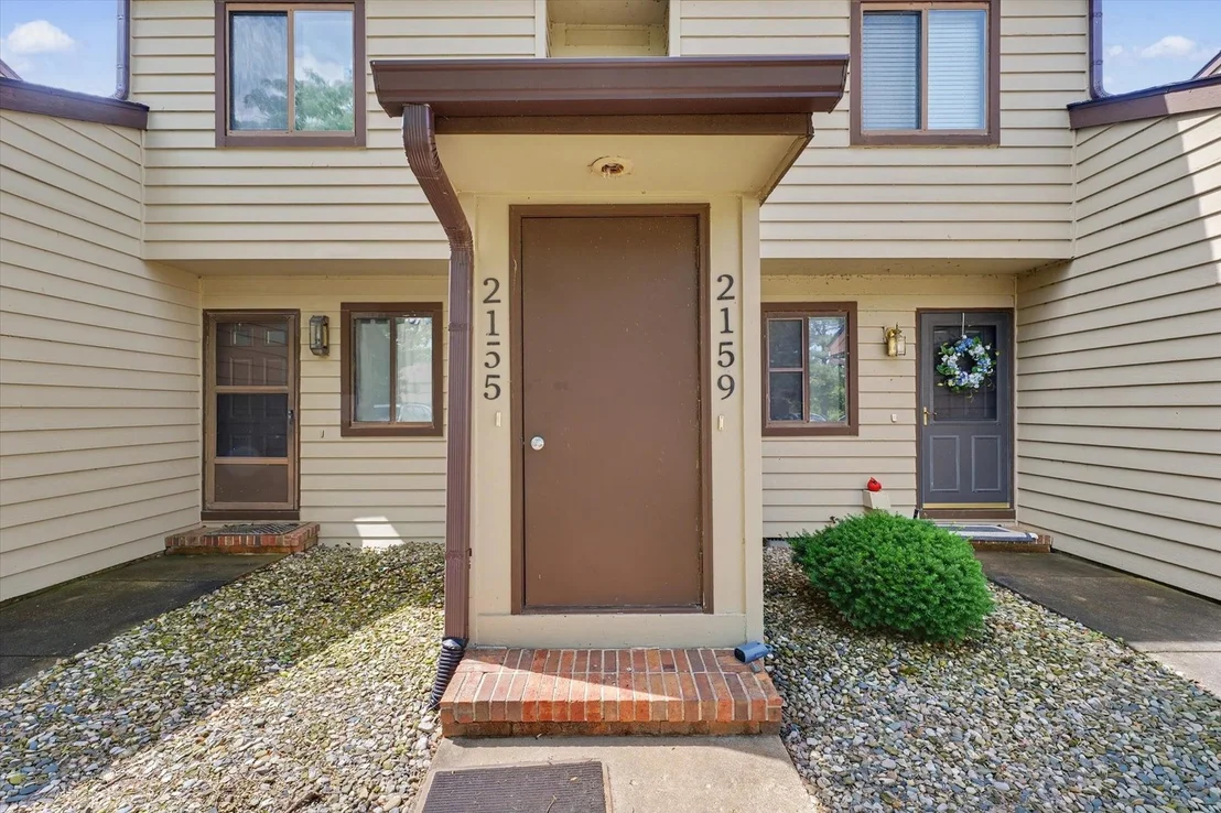 Photo of Unit 2155 at 2155 Harbortown Circle