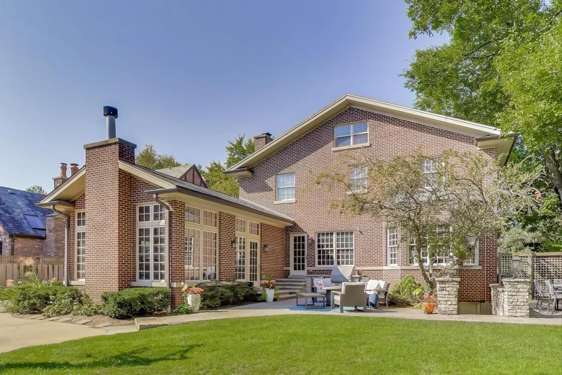 Photo of 547 JACKSON Avenue
