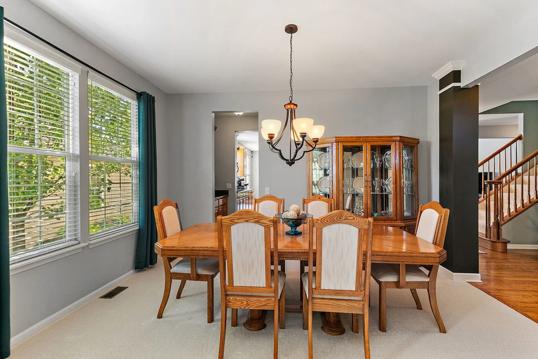 Photo of 2700 Oak Drive