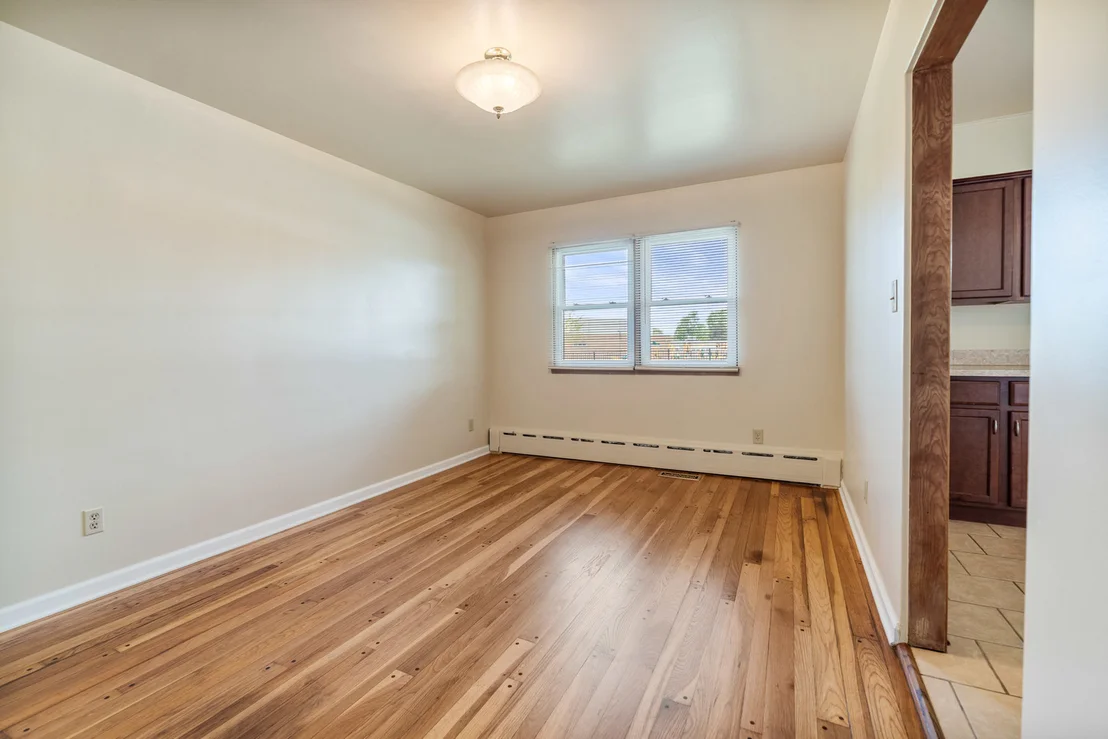 Photo of 817 Summit Drive