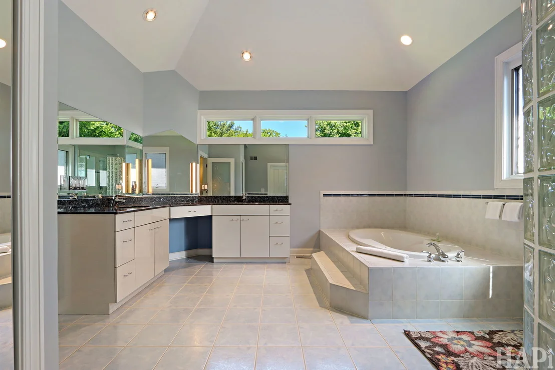 Photo of 225 Spruce Road