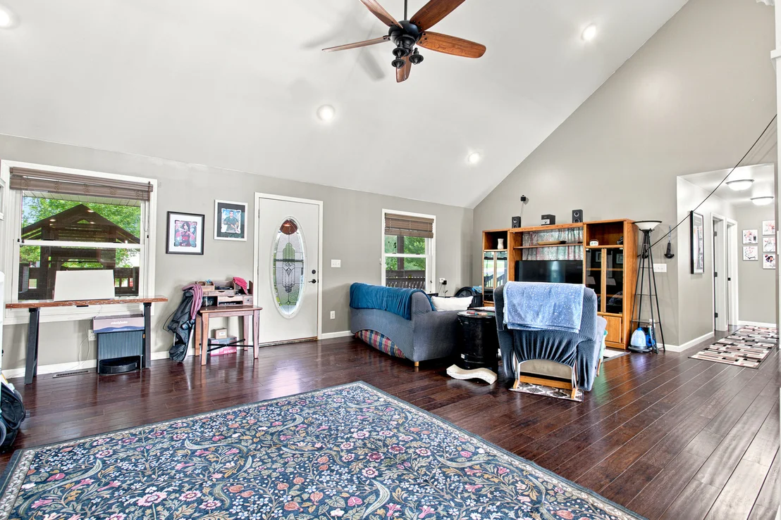 Photo of 132 Mohawk Drive