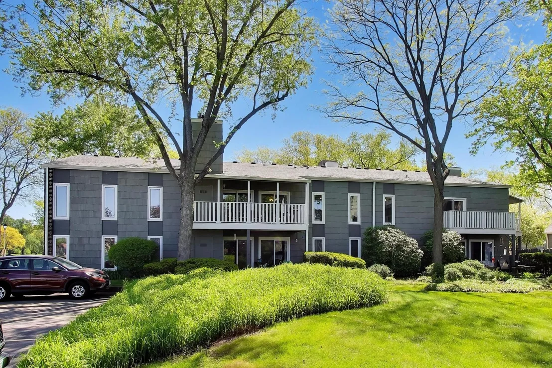 Photo of Unit 21 at 1520 Stonebridge Trail