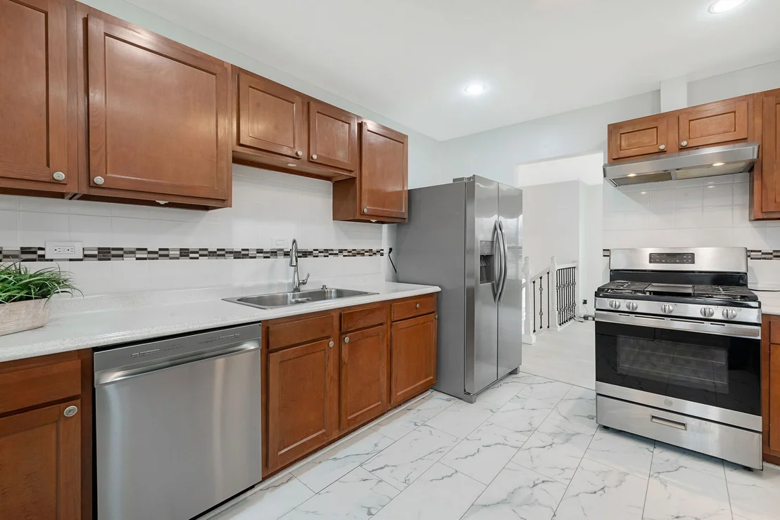 Photo of 7645 Brookside Drive