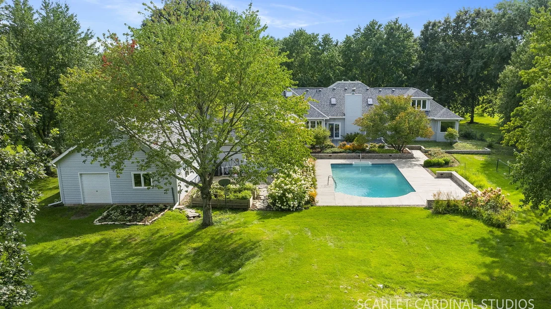 Photo of 38W064 Tanglewood Drive