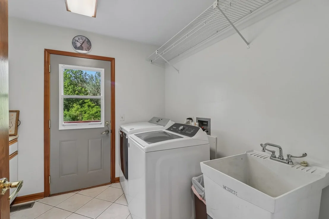 Photo of 31W003 Irving Park Road