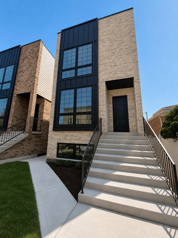 Photo of 515 W 28th Place