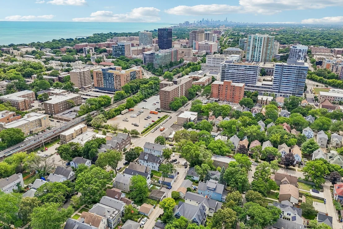 Photo of 2012 Maple Avenue