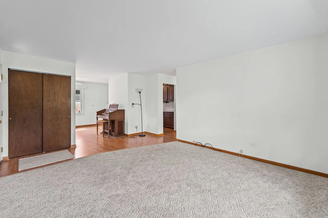 Photo of 2207 Kingfisher Lane