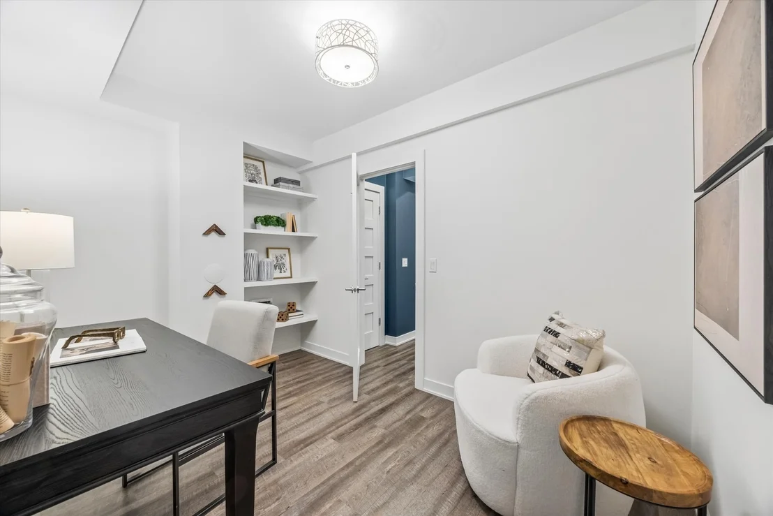 Photo of 116 W Jefferson Avenue