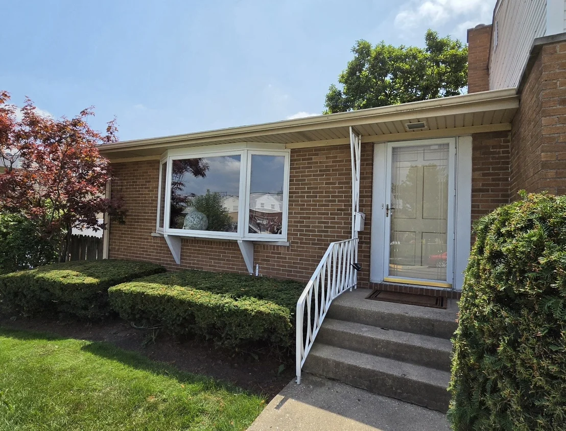 Photo of 920 Park Drive