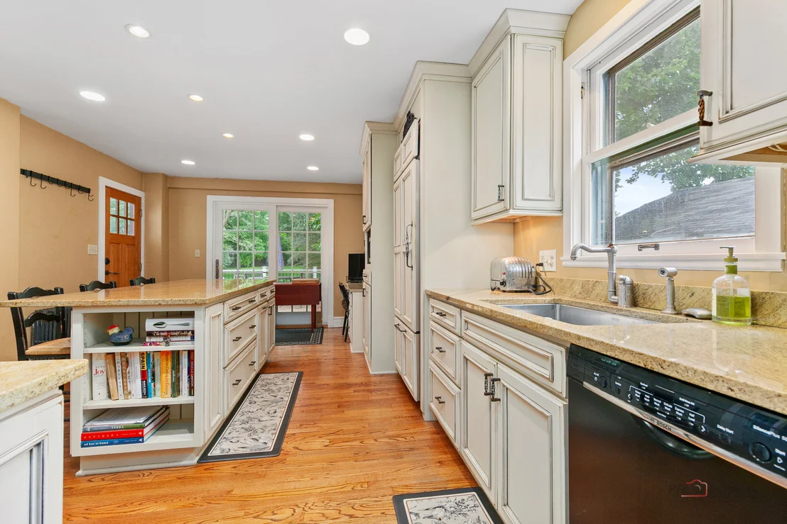 Photo of 136 Washington Circle