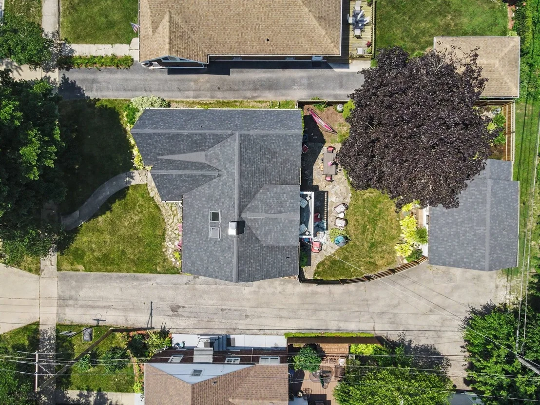 Photo of 1009 John Street