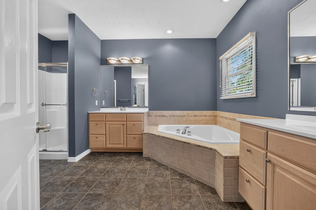 Photo of 41 Pebblebrook Court