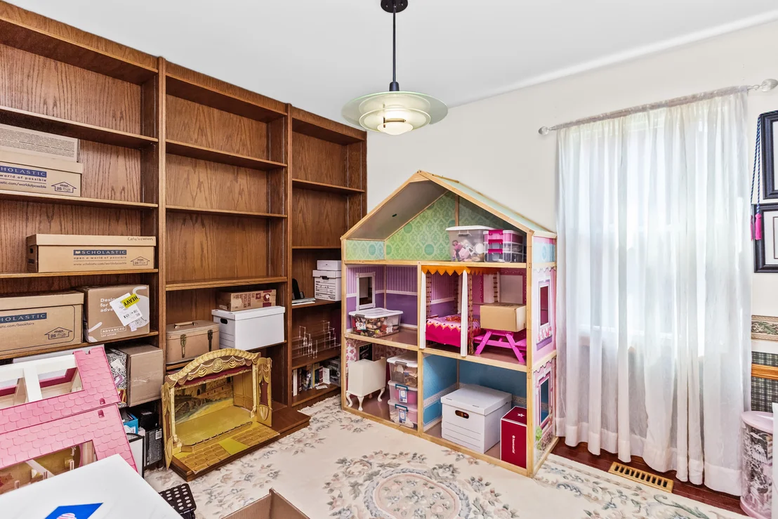 Photo of 795 Springhill Court
