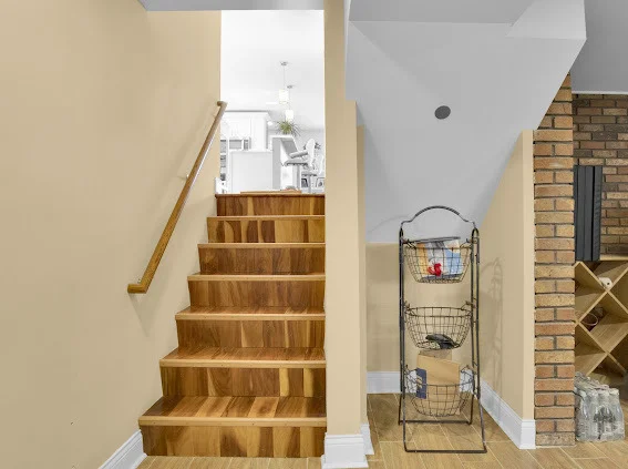 Photo of 4339 W 83rd Street