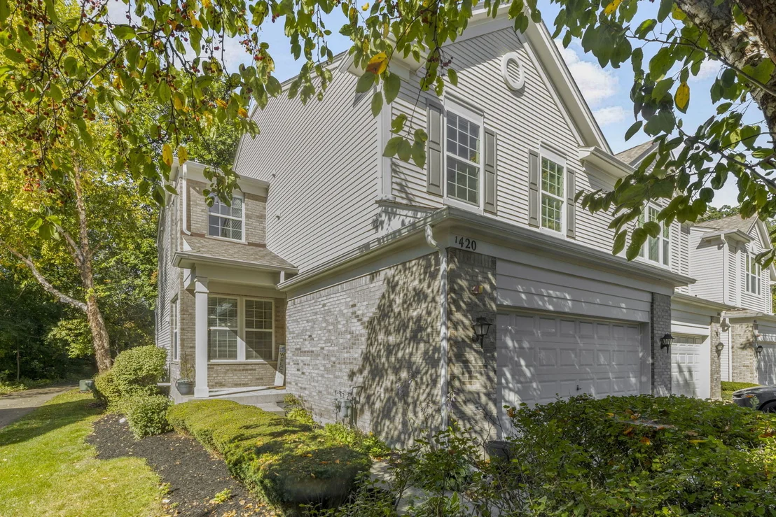 Photo of 1420 Yellowstone Drive
