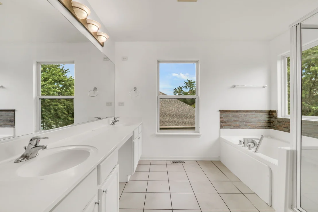 Photo of 1015 Timber Lake Drive