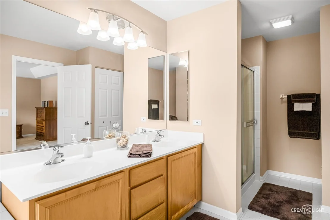 Photo of 1133 Stonegate Court