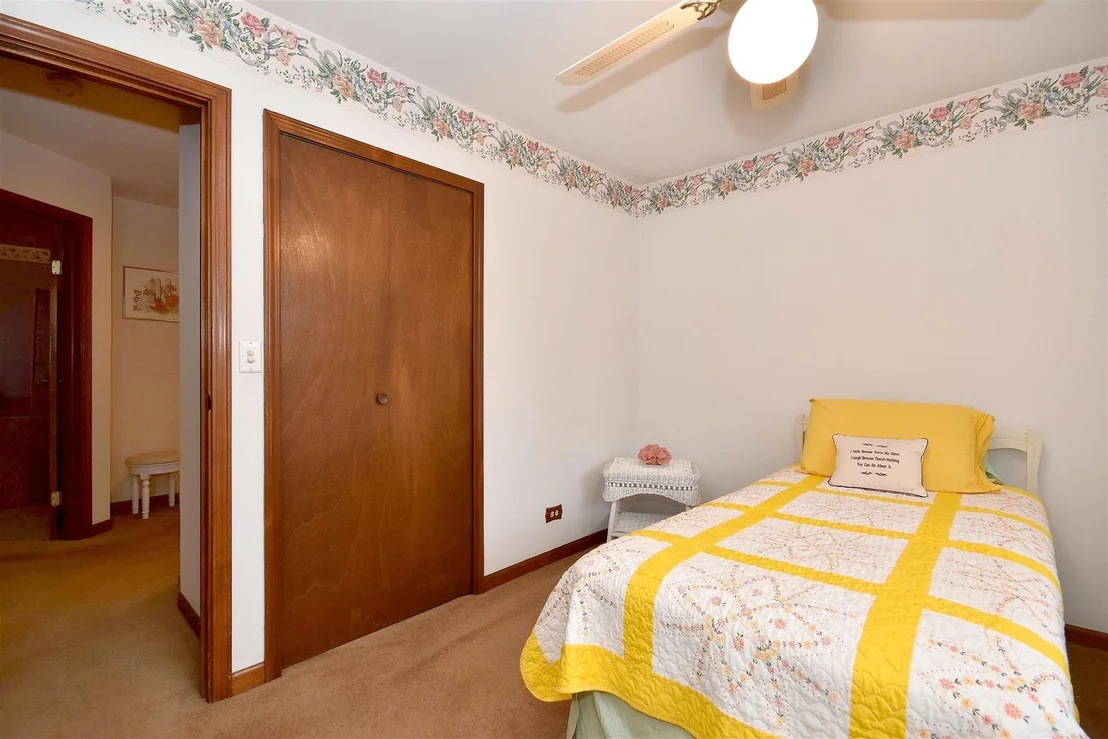 Photo of 206 VILLAGE Road