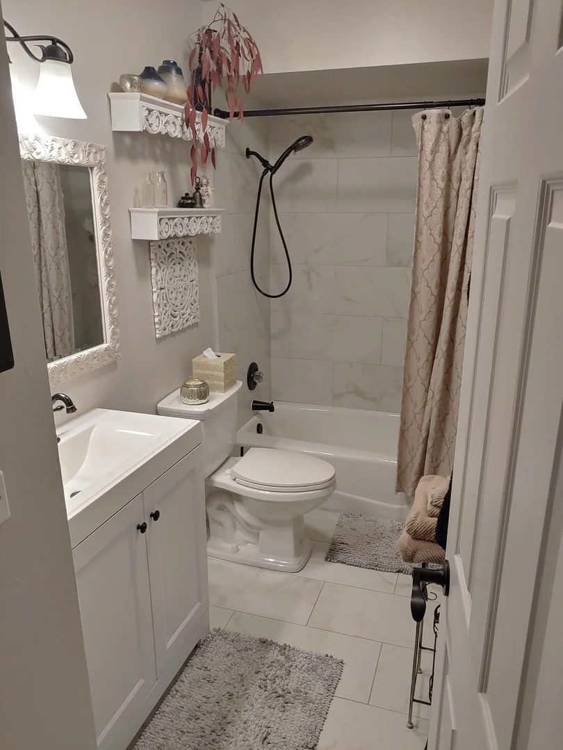 Photo of Unit C at 232 Stanhope Drive