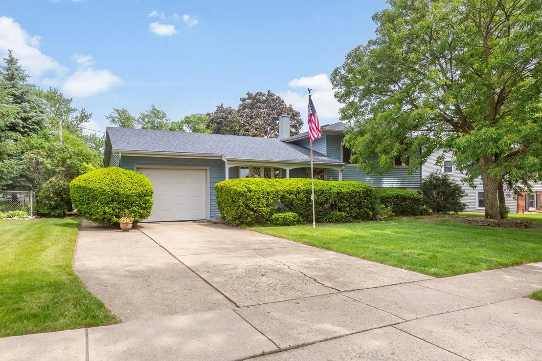 Photo of 3206 Wren Lane